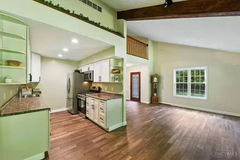 1662 Springdale Rd, Cincinnati, OH 45231 photo 16