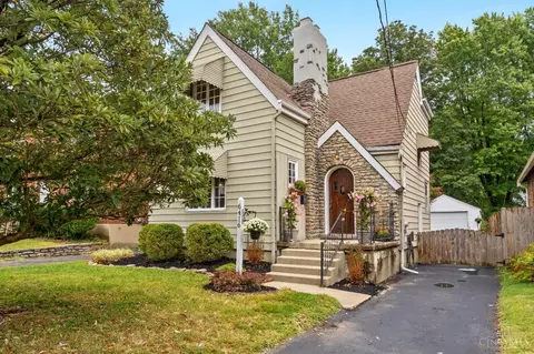 6416 Fairhurst Ave, Cincinnati, OH 45213
