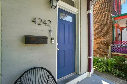 Exterior - 4242 Williamson Pl, Cincinnati, OH 45223 photo 2 of 4
