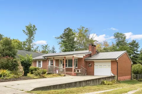 411 Green St, Georgetown, OH 45121