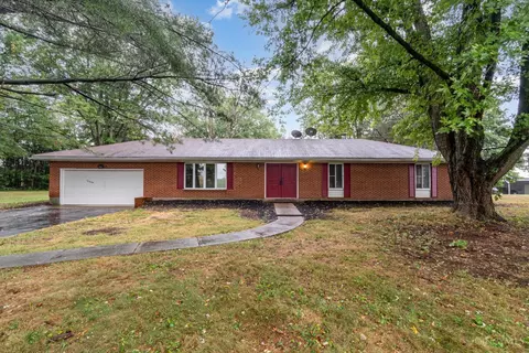 Exterior - 12466 Sinking Spring Rd, Peebles, OH 45660 photo 5 of 11