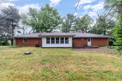 Exterior - 12466 Sinking Spring Rd, Peebles, OH 45660 photo 8 of 11