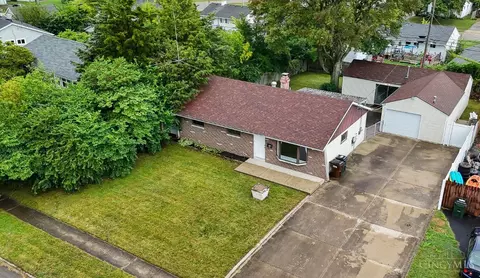 2925 Cunnington Ln, Kettering, OH 45420 photo 4