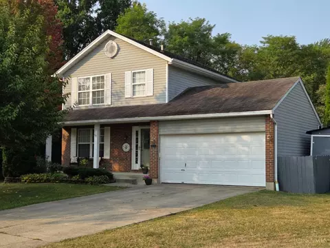 1559 Driftwood Ct, Amelia, OH 45102