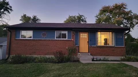 3244 Springdale Rd, Colerain Twp, OH 45251