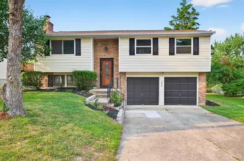 2800 Mapletree Ct, Reading, OH 45236
