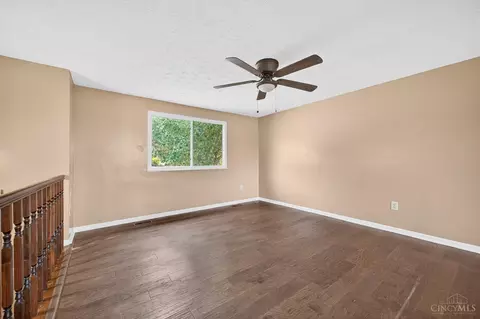 Living - 2800 Mapletree Ct, Reading, OH 45236 photo 1 of 7
