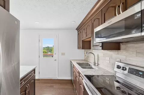 Kitchen - 2800 Mapletree Ct, Reading, OH 45236 photo 1 of 4