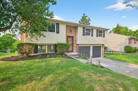 Exterior - 2800 Mapletree Ct, Reading, OH 45236 photo 4 of 13
