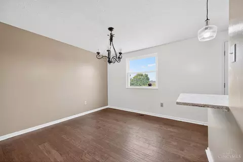 Dining - 2800 Mapletree Ct, Reading, OH 45236 photo 2 of 2