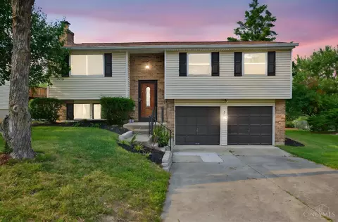 Exterior - 2800 Mapletree Ct, Reading, OH 45236 photo 2 of 13
