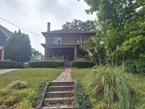3293 Linwood Ave, Cincinnati, OH 45226
