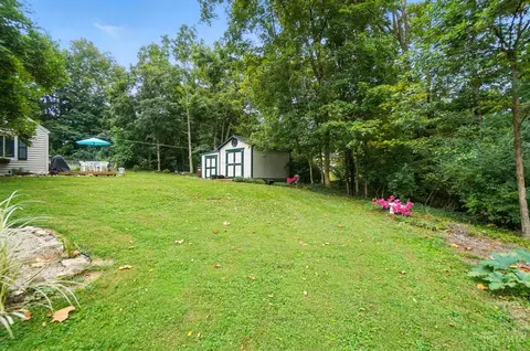 Exterior - 1503 Covered Bridge Rd, Cincinnati, OH 45231 photo 5 of 13