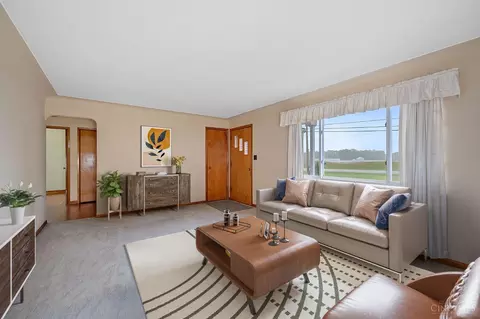 Living - 10190 Baughman Rd, Harrison, OH 45030 photo 1 of 4