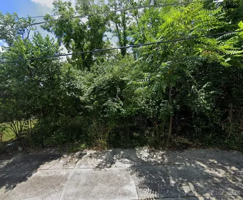 265 Renner St, Cincinnati, OH 45214 photo 2