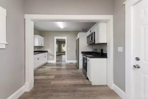 Entry Way - 120 Apple St, Georgetown, OH 45121 photo 2 of 2