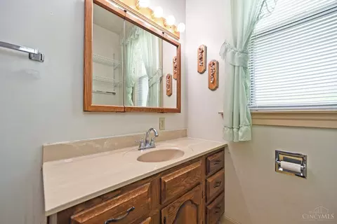 3142 Schubert Ave, Cincinnati, OH 45213 photo 25