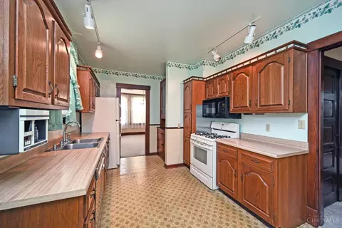 3142 Schubert Ave, Cincinnati, OH 45213 photo 18