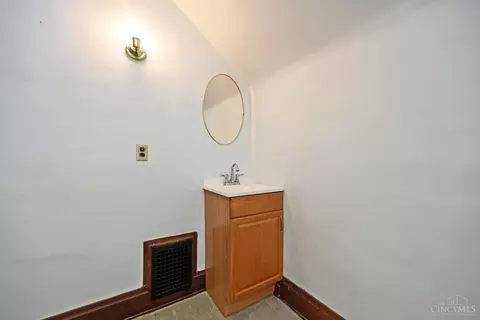 3142 Schubert Ave, Cincinnati, OH 45213 photo 36