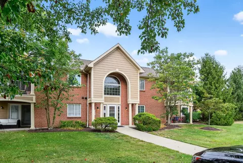 7329 Chatham Ct, West Chester, OH 45069