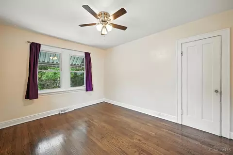 Bedroom - 1601 Manss Ave, Cincinnati, OH 45205 photo 3 of 3