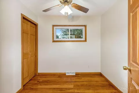 Bedroom - 7803 Lyn Dr, Carlisle, OH 45005 photo 1 of 3