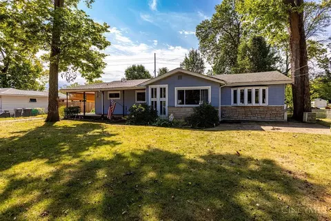 Exterior - 7803 Lyn Dr, Carlisle, OH 45005 photo 1 of 8