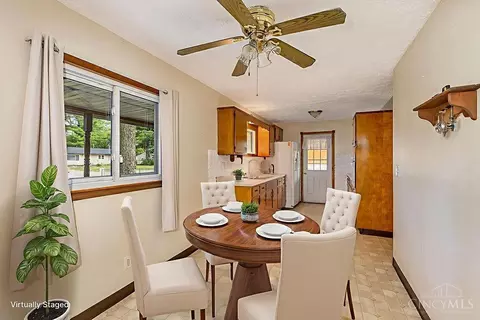 Dining - 7803 Lyn Dr, Carlisle, OH 45005 photo 1 of 3