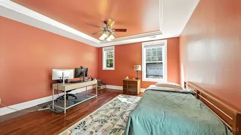 Bedroom - 1770 Mcmillan St, Cincinnati, OH 45206 photo 6 of 9