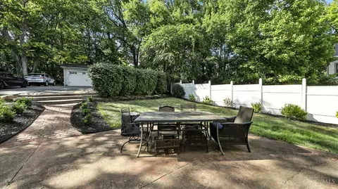 Exterior - 1770 Mcmillan St, Cincinnati, OH 45206 photo 7 of 16