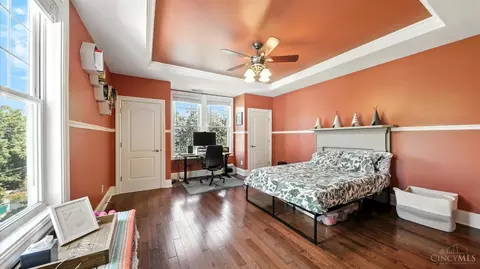 Bedroom - 1770 Mcmillan St, Cincinnati, OH 45206 photo 4 of 9