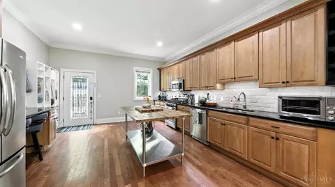 Kitchen - 1770 Mcmillan St, Cincinnati, OH 45206 photo 1 of 7