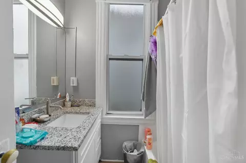 1417 Cedar Dr, Cincinnati, OH 45224 photo 19