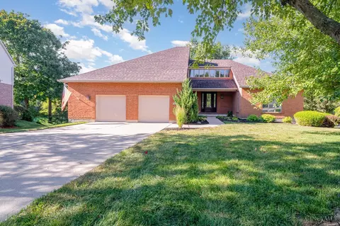 10010 Thoroughbred Ln, Cincinnati, OH 45231