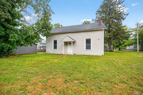 502 Railroad St, Blanchester, OH 45107
