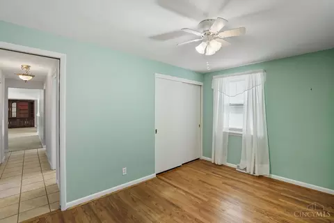 Bedroom - 653 Marieda Dr, Cincinnati, OH 45245 photo 5 of 8