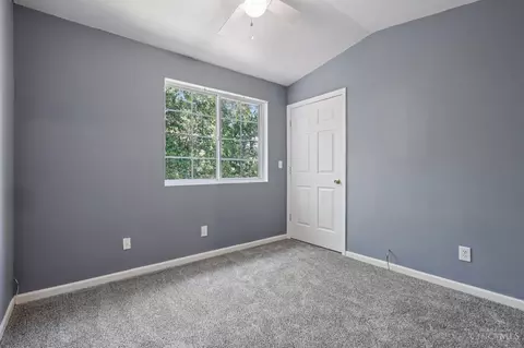 Bedroom - 820 Compton Rd, Cincinnati, OH 45231 photo 2 of 8