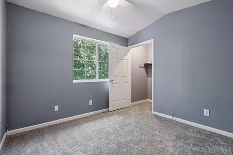 Bedroom - 820 Compton Rd, Cincinnati, OH 45231 photo 1 of 8