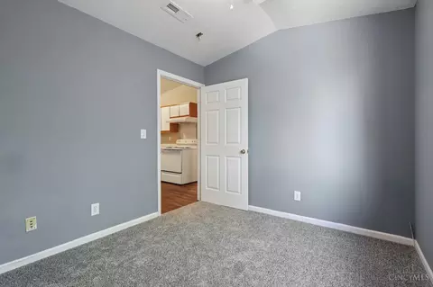 Bedroom - 820 Compton Rd, Cincinnati, OH 45231 photo 4 of 8