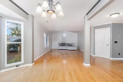 6527 Abingdon Hall, Morrow, OH 45152 photo 5