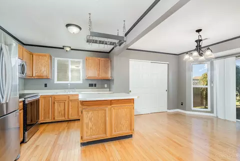 6527 Abingdon Hall, Morrow, OH 45152 photo 9