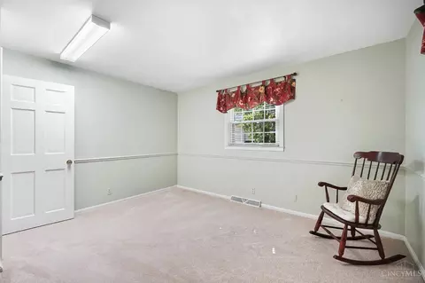 6582 Pepperell Ln, Cincinnati, OH 45236 photo 33