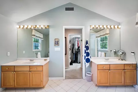 6582 Pepperell Ln, Cincinnati, OH 45236 photo 29