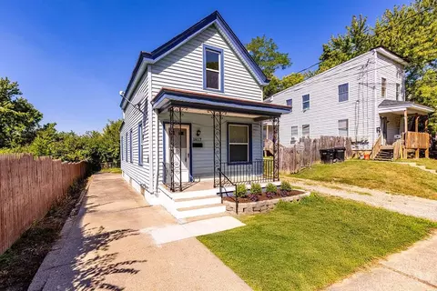 1617 Dewey Ave, Cincinnati, OH 45205