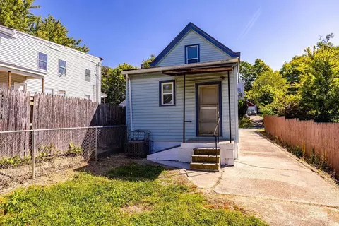 Exterior - 1617 Dewey Ave, Cincinnati, OH 45205 photo 3 of 5