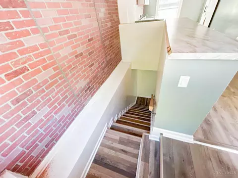 Entry Way - 4231 Eastern Ave, Cincinnati, OH 45226 photo 2 of 3