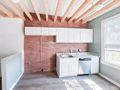 Kitchen - 4231 Eastern Ave, Cincinnati, OH 45226 photo 1 of 3