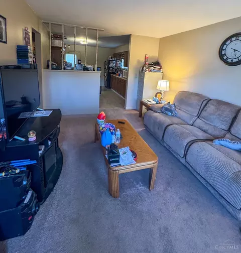 Living - 505 Bourbon St, Blanchester, OH 45107 photo 3 of 4