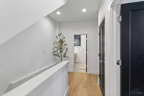 208 Mulberry St, Cincinnati, OH 45202 photo 7