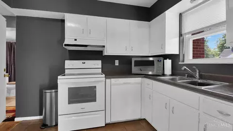 Kitchen - 4607 Largo Dr, Cincinnati, OH 45236 photo 1 of 2